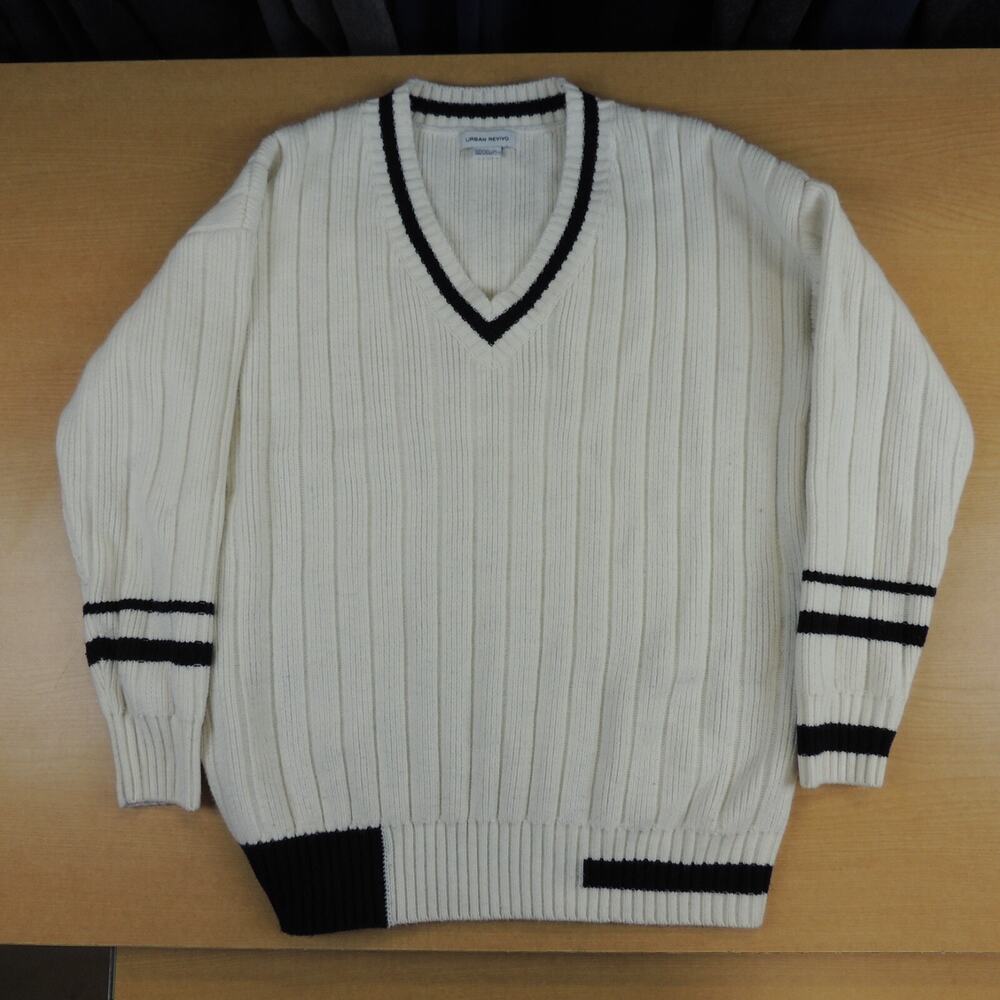 Urban Revivo Cream‎ Black Knit Sweater Womens Size Small